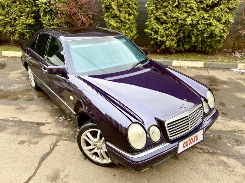 Мерседес 210 фиолетовый