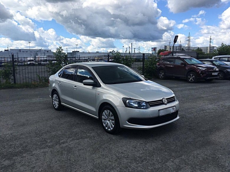 Volkswagen поло 2013