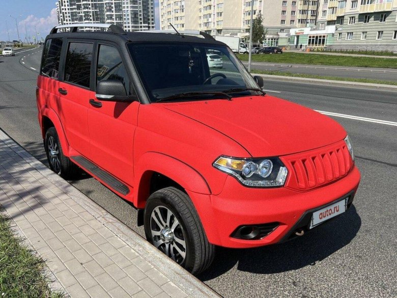 Новый уаз патриот красный