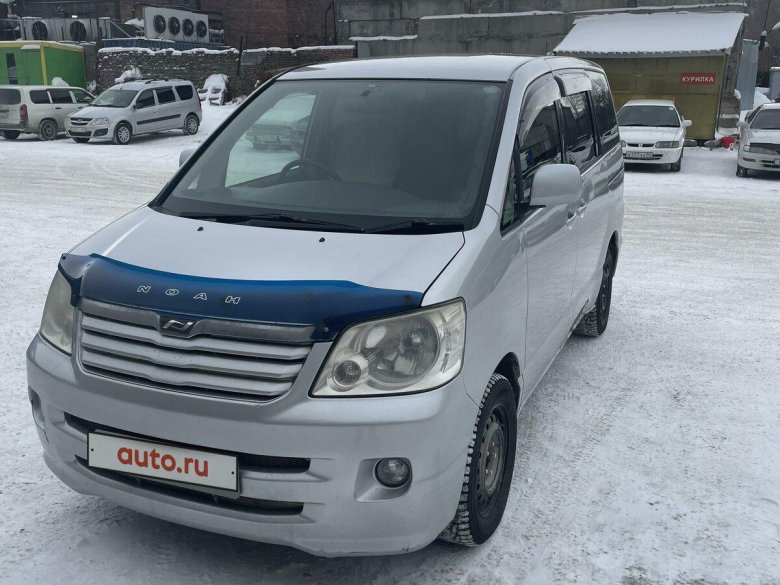 Тойота ноах 2001