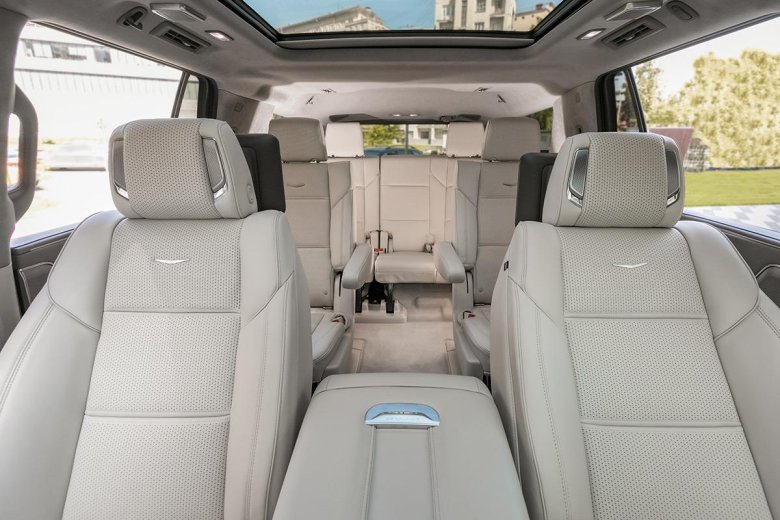 Салон кадиллак эскалейд