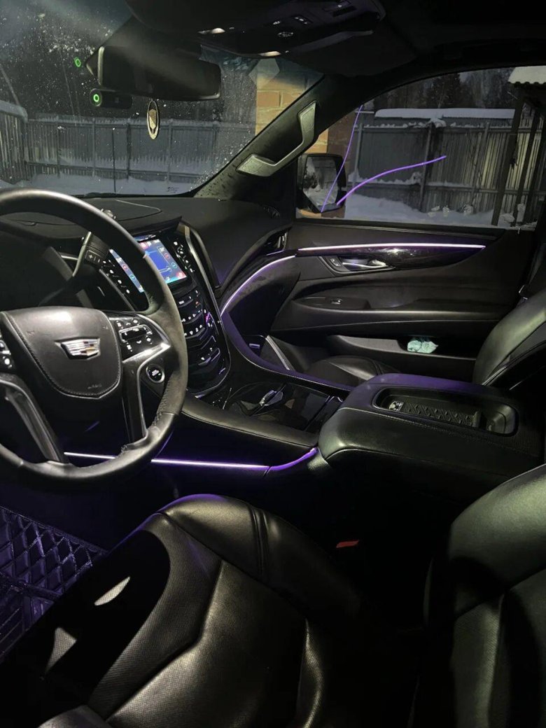Кадиллак эскалейд 2018 салон