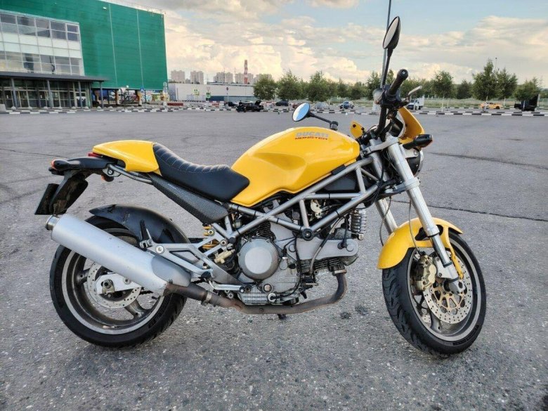 Ducati monster 1000s
