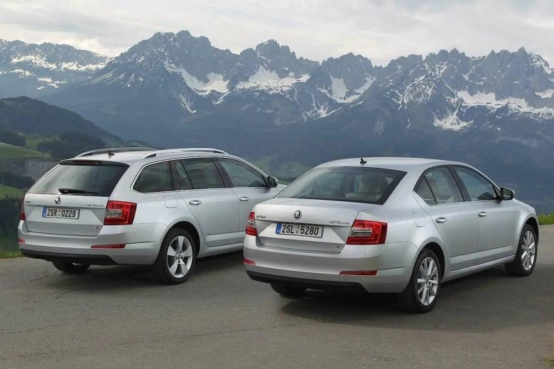 Шкода Октавия лифтбек