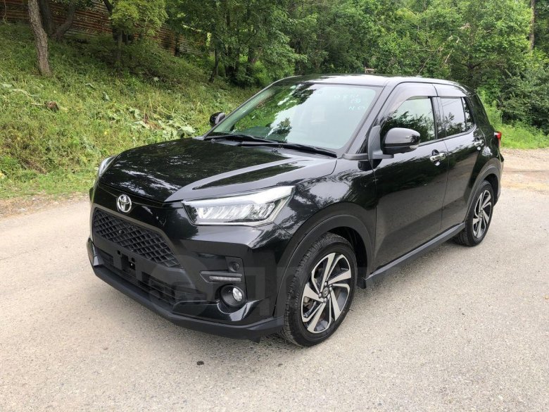 Toyota Raize Black