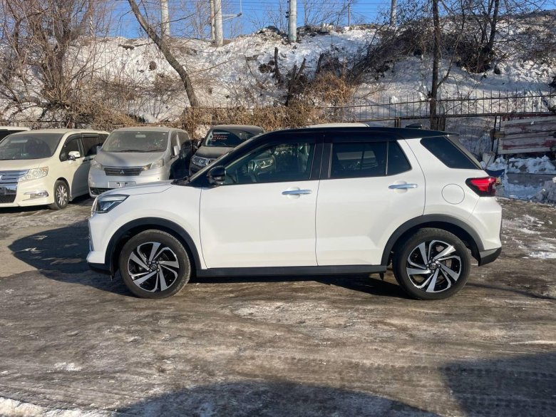 Тойота Райз 2020