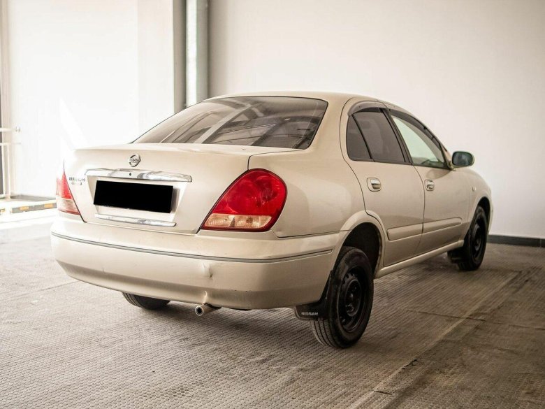 Nissan bluebird sylphy 2003