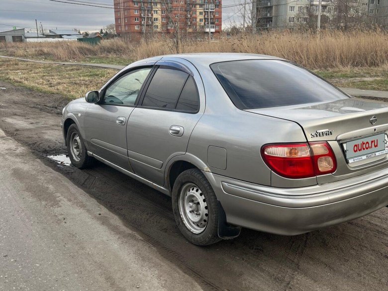 Nissan bluebird sylphy 2001