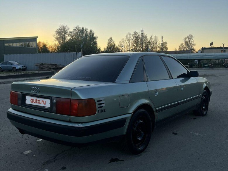 Ауди 100 1991 года 2.3