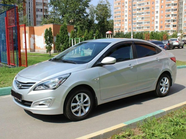 Hyundai Solaris 1 поколение