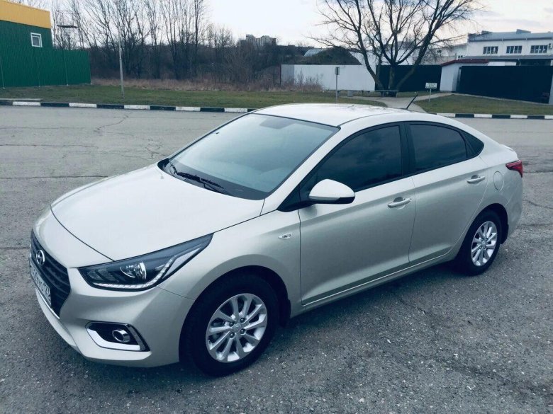 Хендай Солярис новый серебристый