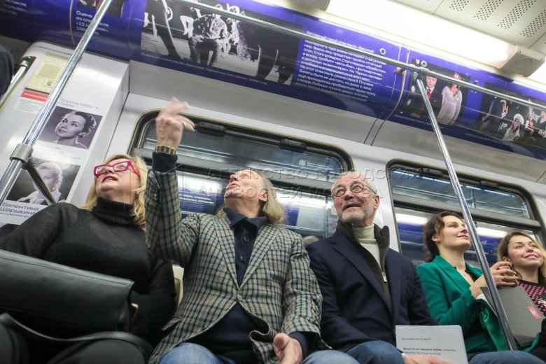 Поезд олега табакова метро