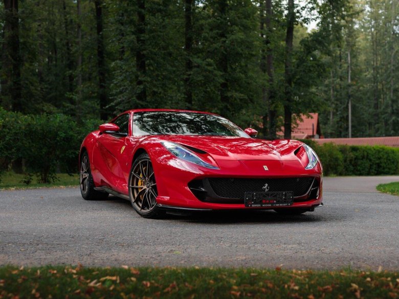 Ferrari 812 gts