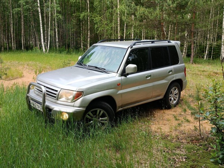 Mitsubishi pajero io 2007