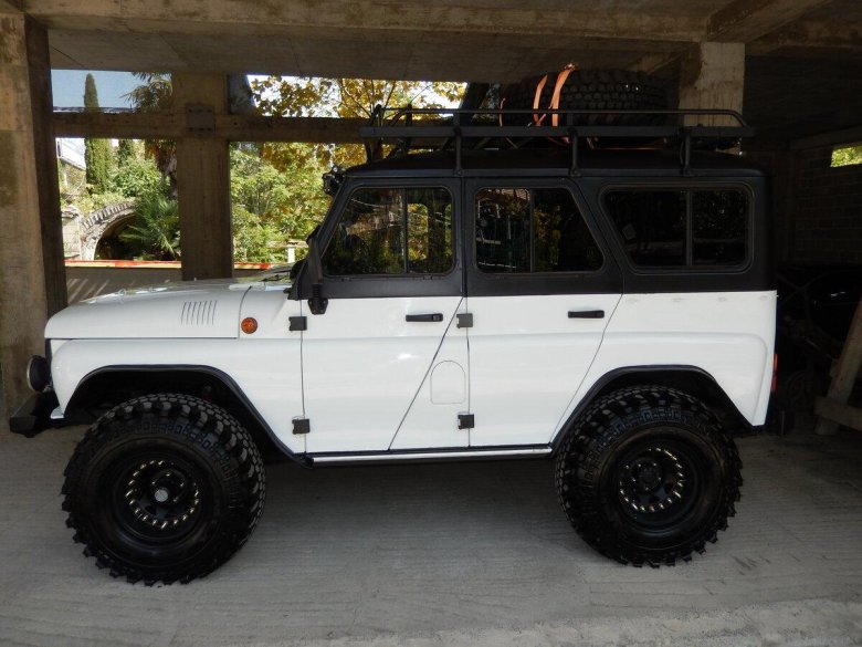 УАЗ 3151 Хантер. Белый