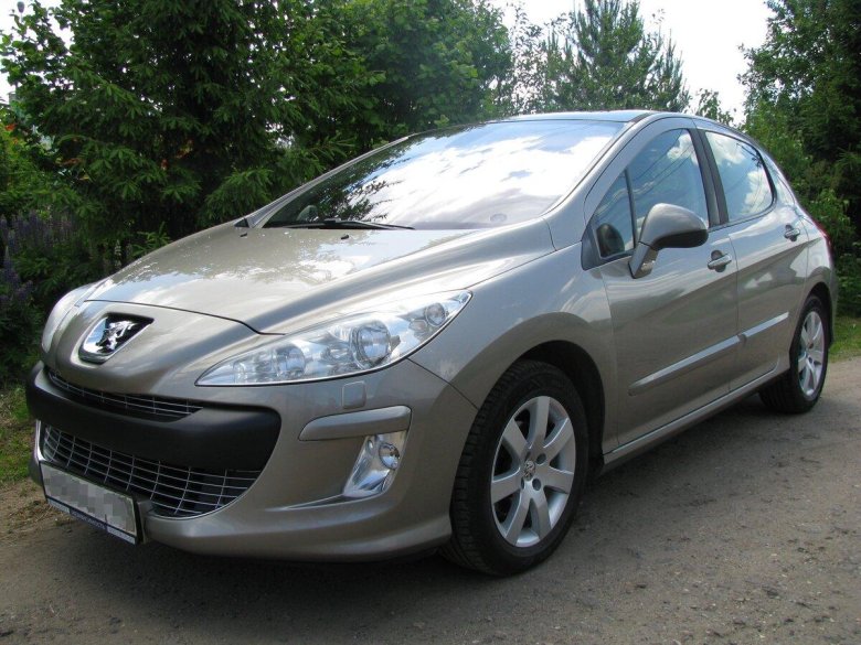 Пежо бежевый