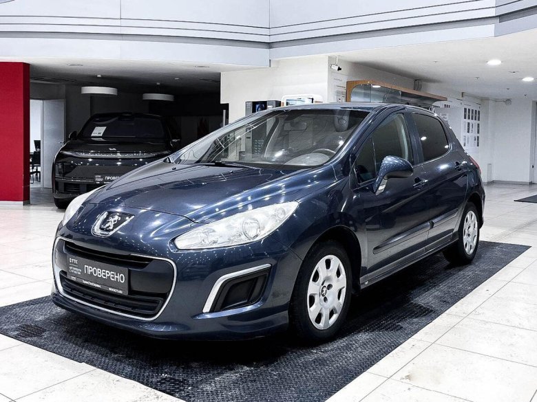 Пежо 308 2011 года