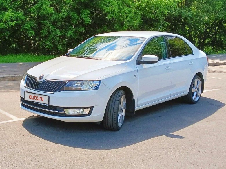 Шкода Рапид 17 года