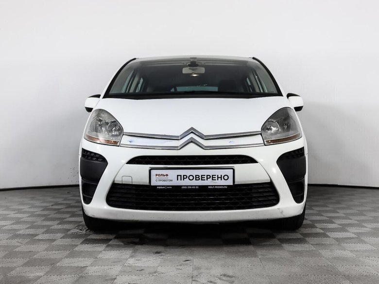 Белый Ситроен с4 Пикассо