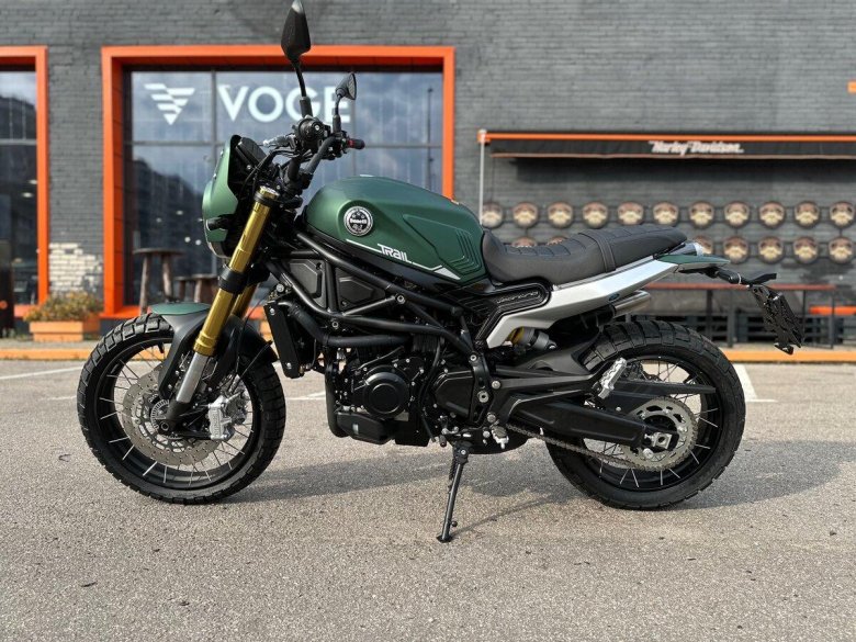 Benelli leoncino 800