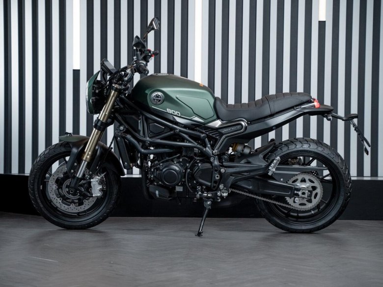 Benelli leoncino 800