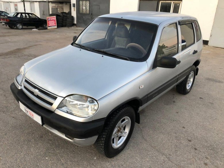 Chevrolet Niva 2004