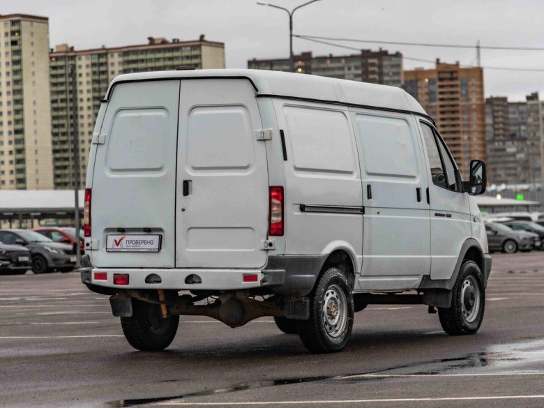 Цельнометаллические фургоны