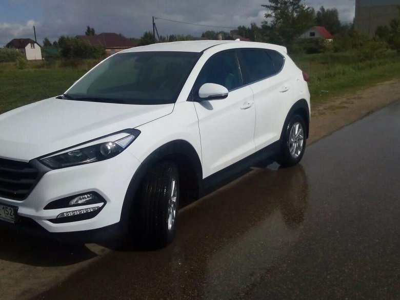 Hyundai tucson 2015 белый