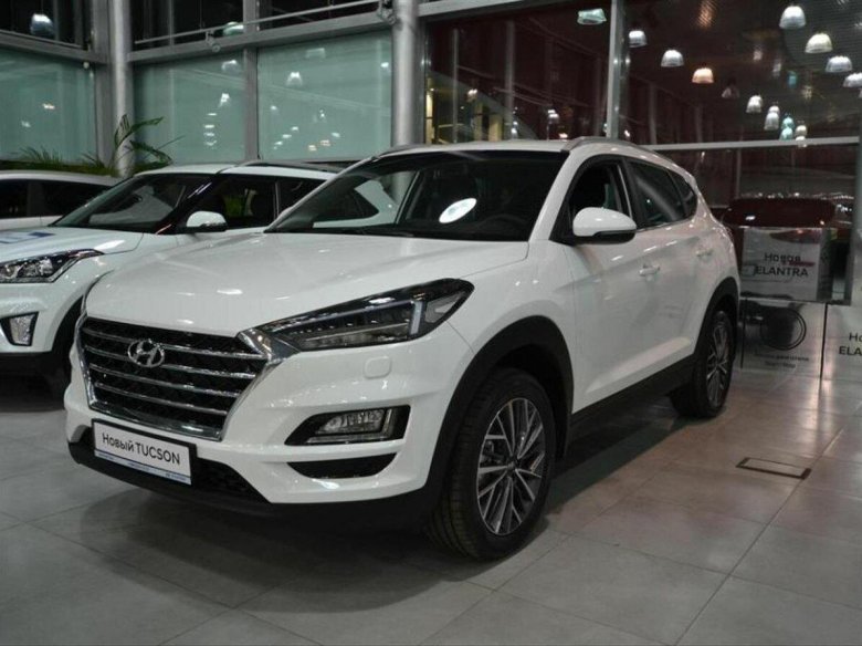 Hyundai Tucson 2021 белый