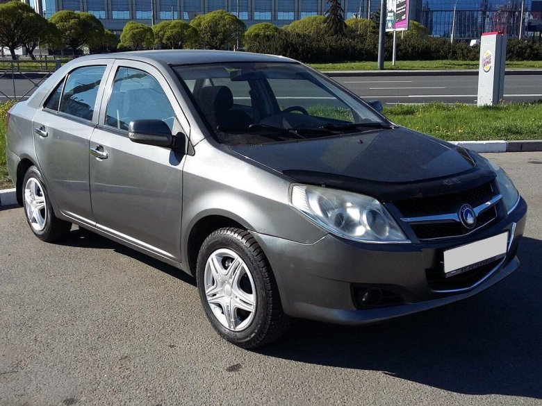 Машина Geely MK 1.5