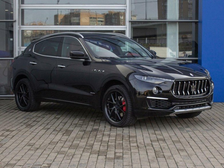 Мазерати Леванте 2021