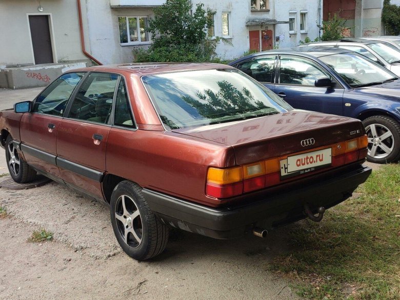 Ауди 100 1983