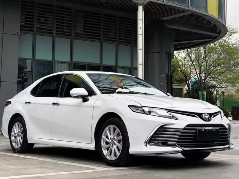 Toyota camry viii