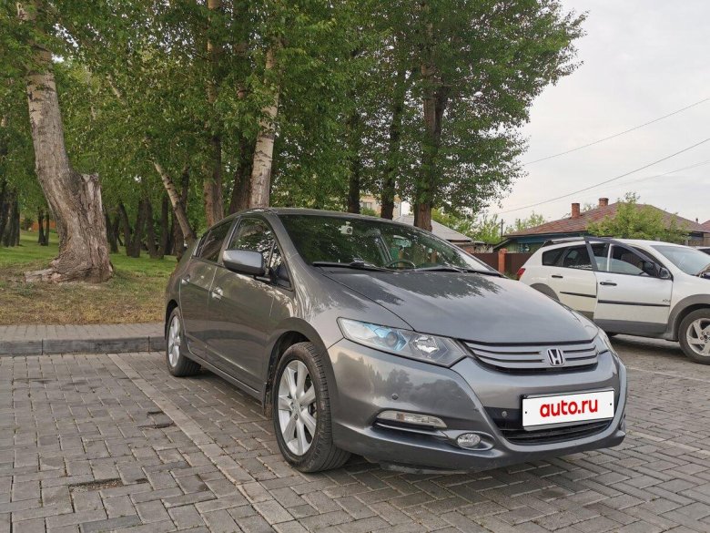 Серый хонда инсайт 2010 год
