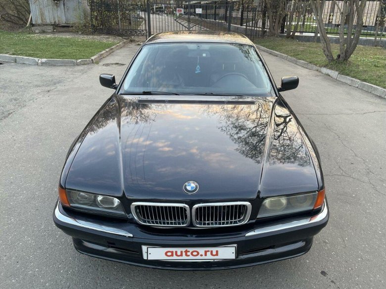 Бмв 7 серии 1999