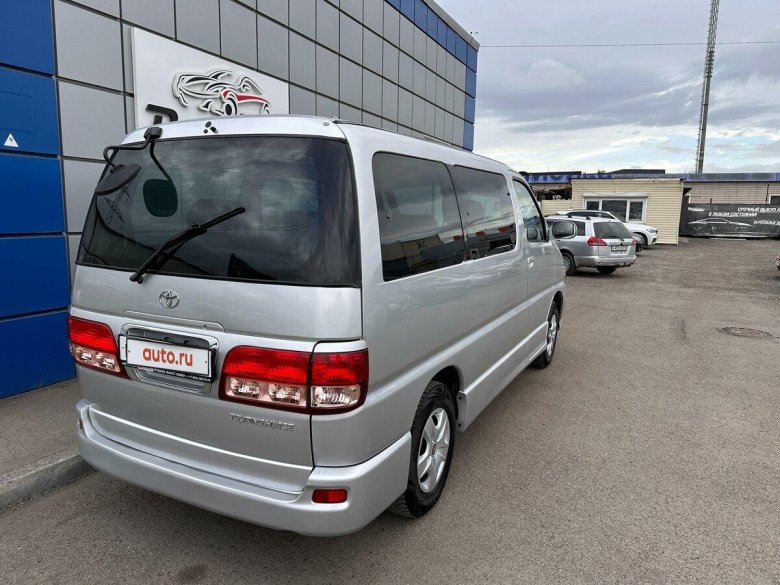 Тойота hiace regius