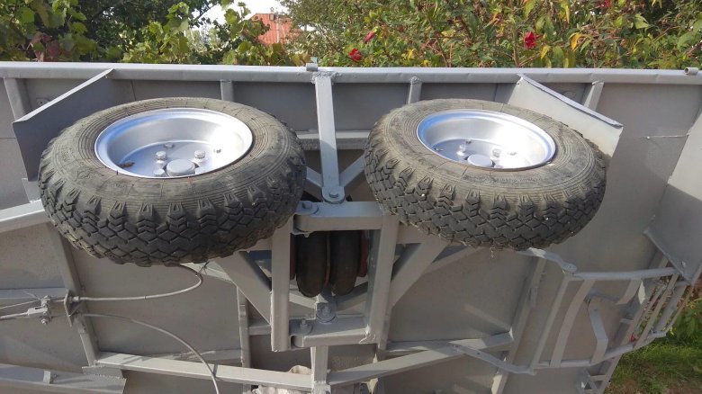 Тонар 8310 колеса r10