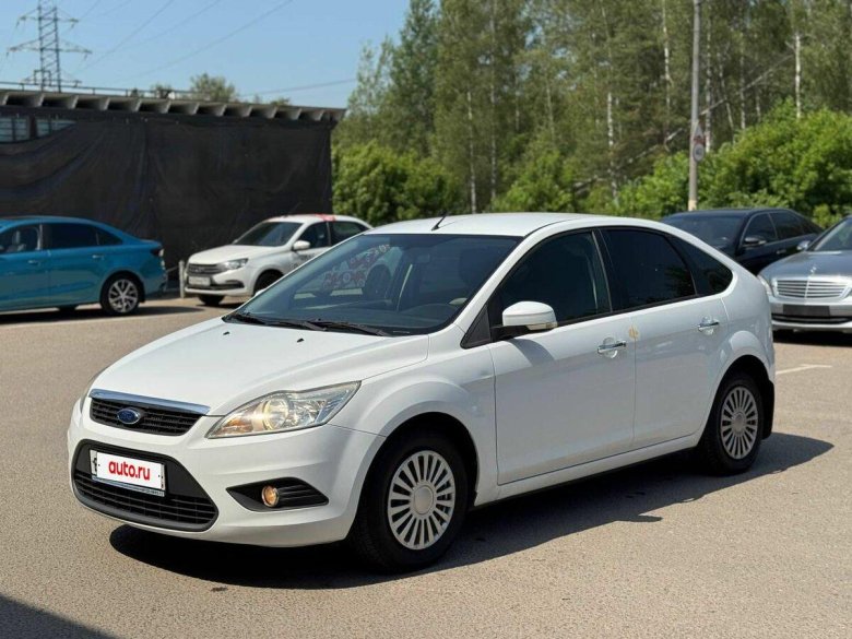 Форд фокус 2010 белый