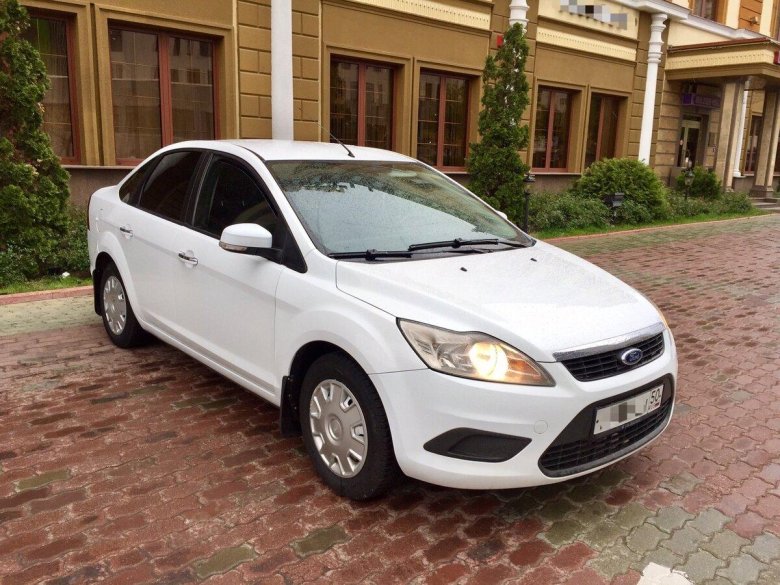 Ford Focus 2008 белый