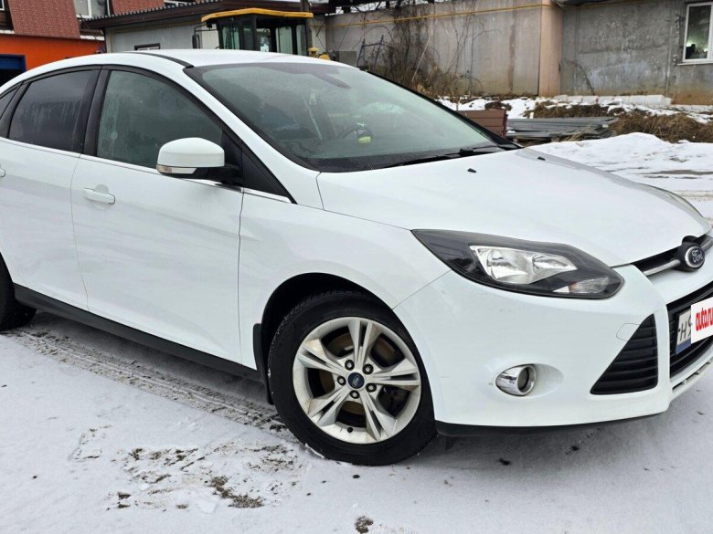 Ford focus 3 седан белый