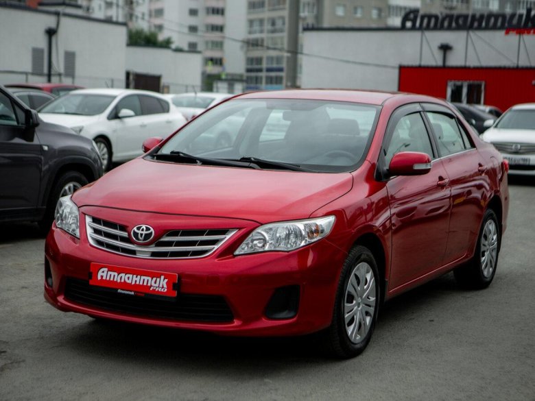 Тойота королла 2012 красная