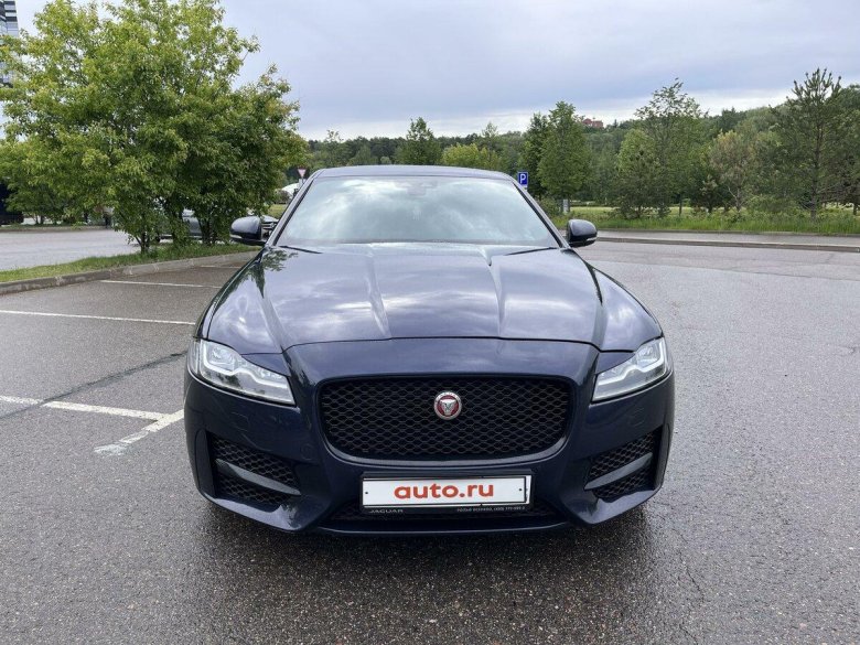 Jaguar xf 2018