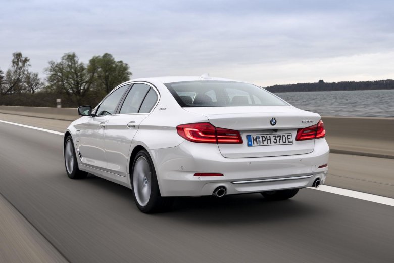 BMW 530e IPERFORMANCE