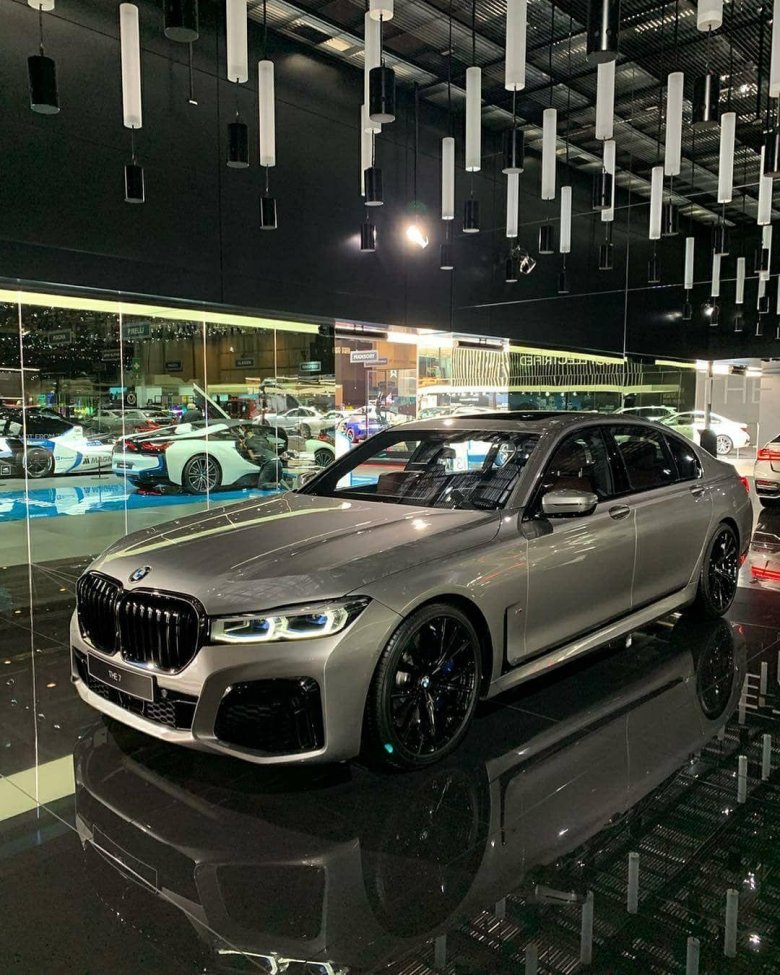 BMW m760li