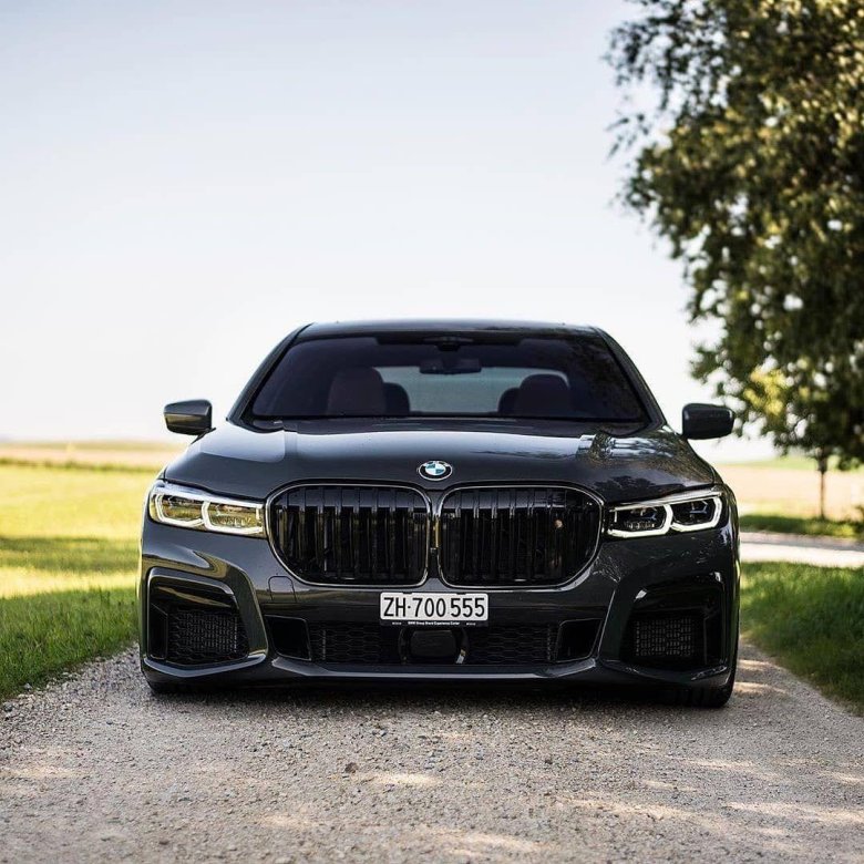 BMW m760li 2020
