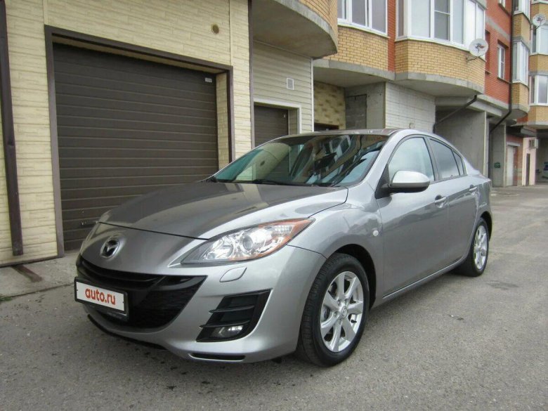 Mazda 3 BL серый