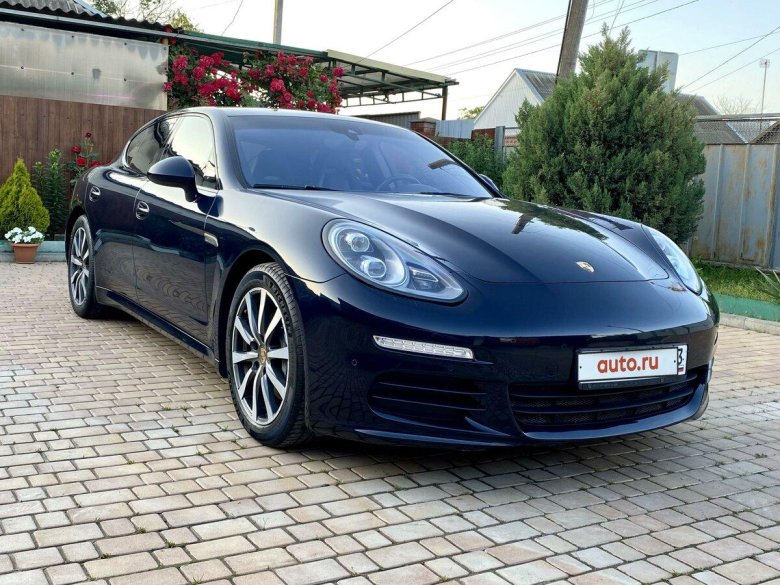 Porsche panamera 4