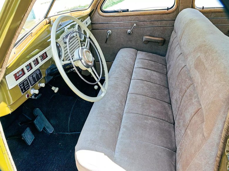 ГАЗ-М-72 салон