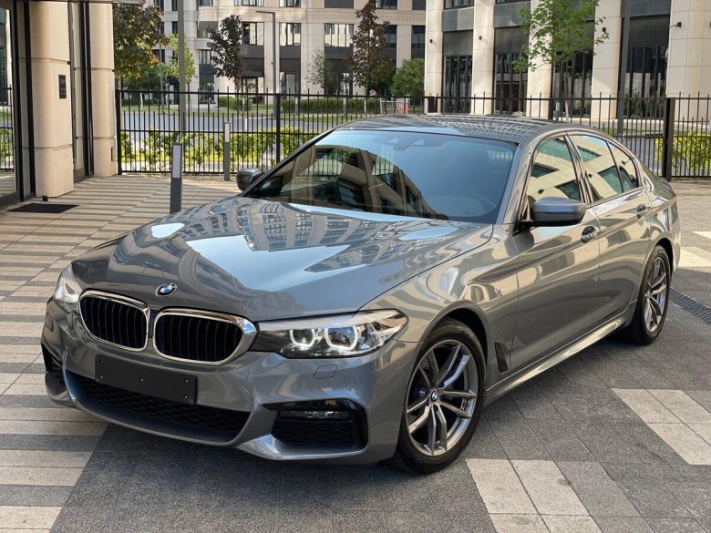 БМВ 5 дизель 2019