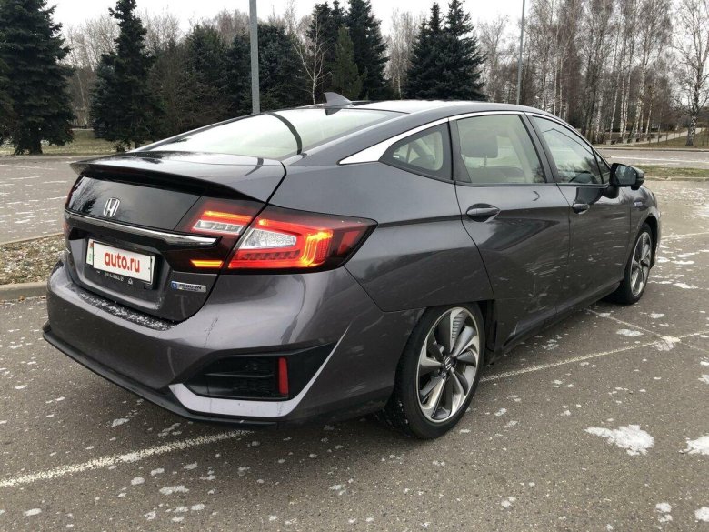 Серая хонда